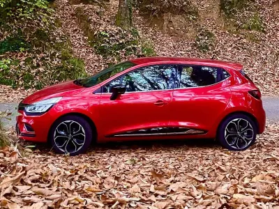 Usata Renault Clio IV Life 90 CV (66 kW) 2019 Rosso Berlina