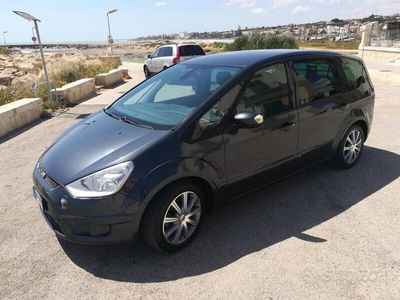 usata Ford S-MAX 2.0 autocarro