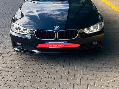 Usata BMW 318 143 CV (105 kW) 2014 Nero Station wagon