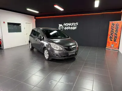 Usata Opel Meriva 110 CV (80 kW) 2012 Grigio Monovolume