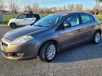 Usata Fiat Bravo Active 90 CV (66 kW) 2009 Marrone Utilitaria