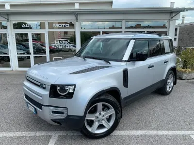 Usata Land Rover Defender 200 CV (147 kW) 2020 Argento SUV