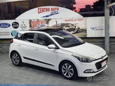 Usata Hyundai i20 Style 75 CV (55 kW) 2016 Bianco Berlina