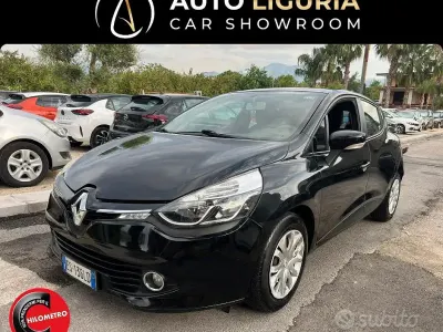 Usata Renault Clio IV 73 CV (53 kW) 2013 Nero Berlina