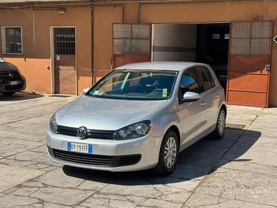 Usata VW Golf VI 105 CV (77 kW) 2009 Grigio Utilitaria