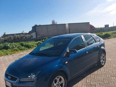 Usata Ford Focus 90 CV (66 kW) 2007 Blu Berlina