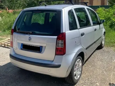 Usata Fiat Idea 80 CV (58 kW) 2008 Argento Monovolume