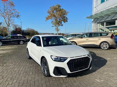 Nuova Audi A1 S-Line 116 CV (85 kW) 2025 Bianco SUV
