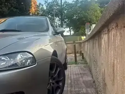 Usata Alfa Romeo 147 150 CV (110 kW) 2006 Grigio Utilitaria