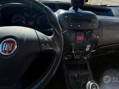 Usata Fiat Qubo Trekking 95 CV (69 kW) 2014 Bianco Monovolume