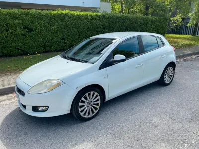 Usata Fiat Bravo Dynamic 90 CV (66 kW) 2009 Bianco Utilitaria