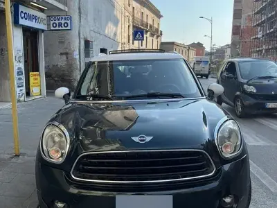 Usata Mini Countryman 111 CV (81 kW) 2011 Verde SUV