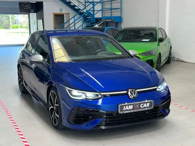Usata VW Golf VII R 320 CV (235 kW) 2021 Blu/azzurro Utilitaria