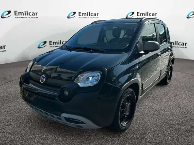 Gebraucht Fiat Panda Garmin 69 PS (50 kW) 2023 Grün Kleinwagen