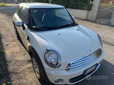 Begagnad Mini ONE 75 HK (55 kW) 2011 Vit Halvkombi