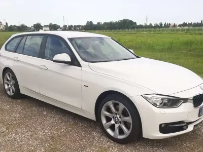 Usata BMW 330 Sport Line 258 CV (189 kW) 2013 Bianco Station wagon