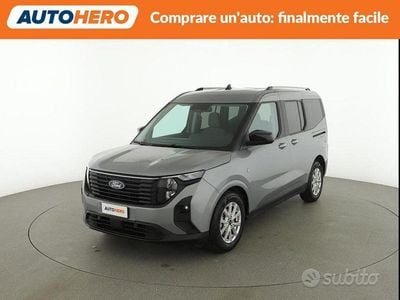 Usata Ford Tourneo Courier Titanium 125 CV (91 kW) 2024 Grigio Monovolume