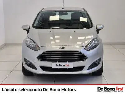 Usata Ford Fiesta Business Edition 60 CV (44 kW) 2015 Grigio Utilitaria