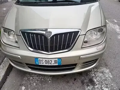 Usata Lancia Phedra