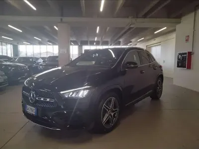 Usata Mercedes GLA200 Advanced Plus 150 CV (110 kW) 2024 Nero SUV