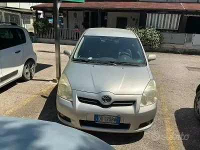 Usata Toyota Corolla Verso