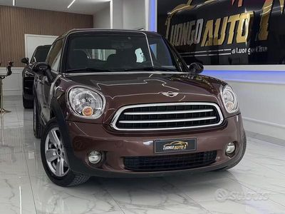 Usata Mini Cooper D Paceman 111 CV (81 kW) 2015 Marrone SUV