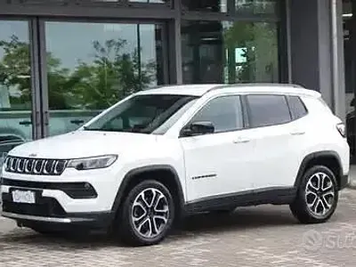 Usata Jeep Compass 131 CV (96 kW) 2023 Bianco SUV