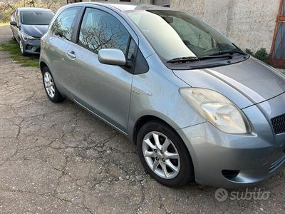 usata Toyota Yaris 1.4 D-4D sol