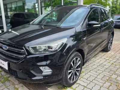 Usata Ford Kuga ST-Line 120 CV (88 kW) 2018 Nero SUV