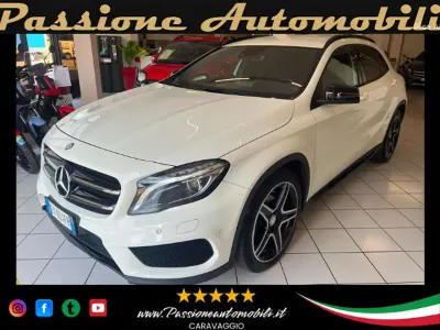 Usata Mercedes GLA200 Premium 136 CV (100 kW) 2015 Bianco SUV