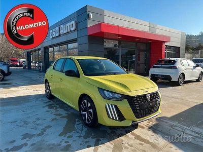 Giallo Usata 2024 Peugeot 208 Active Utilitaria | 15.800 € (Buon prezzo)