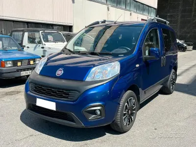 Usata Fiat Qubo Lounge 77 CV (56 kW) 2017 Blu Monovolume