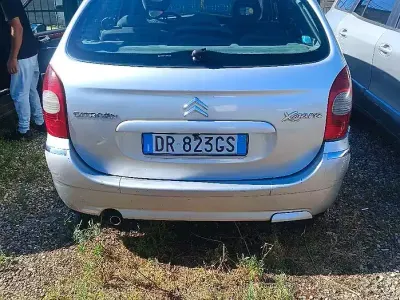Usata Citroën Xsara 68 CV (50 kW) 2008 Grigio Monovolume