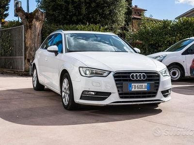 Usata Audi A3 Attraction 110 CV (80 kW) 2015 Bianco Berlina