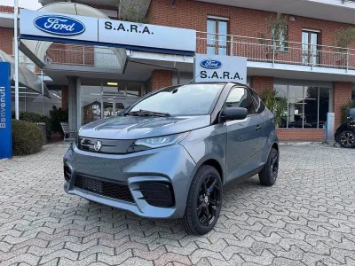 Begagnad Aixam Coupe Sport 2024 Grå Minibuss
