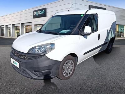 Usata Fiat Doblò 105 CV (77 kW) 2016 Bianco Monovolume