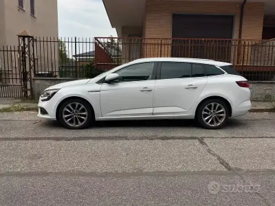 Usata Renault Mégane GrandTour 116 CV (85 kW) 2018 Bianco Station wagon