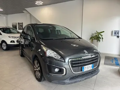 Usata Peugeot 3008 Active 120 CV (88 kW) 2015 Grigio Station wagon