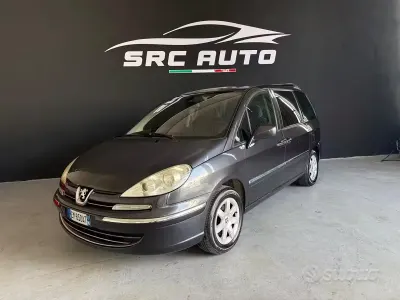 Usata Peugeot 807 163 CV (119 kW) 2012 Nero Monovolume