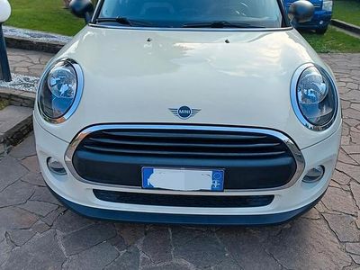 Usata Mini ONE 95 CV (69 kW) 2018 Utilitaria