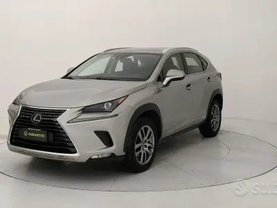 Usata Lexus NX300h 197 CV (144 kW) 2020 Grigio SUV