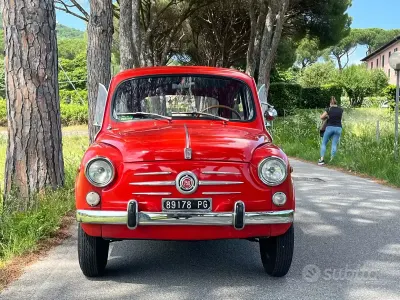 Usata Fiat 600D 1960 Rosso Utilitaria