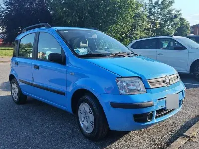 Usata Fiat Panda 60 CV (44 kW) 2004 Bluazzurro Utilitaria