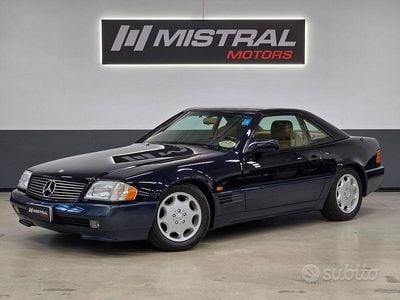Usata Mercedes SL300 245 CV (180 kW) 1989 Blu Cabrio