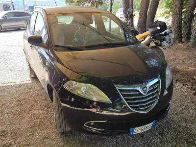 Usata Lancia Ypsilon