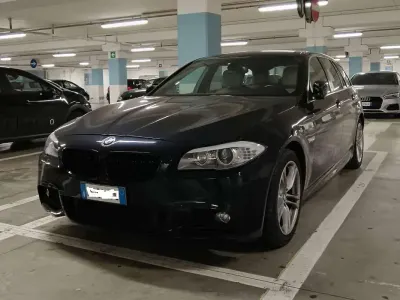 Usata BMW 530 M Sport 245 CV (180 kW) 2011 Blu/azzurro Station wagon