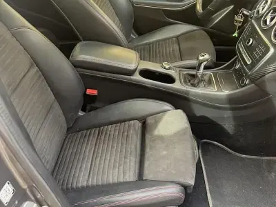Usata Mercedes A180 AMG 109 CV (80 kW) 2017 Utilitaria