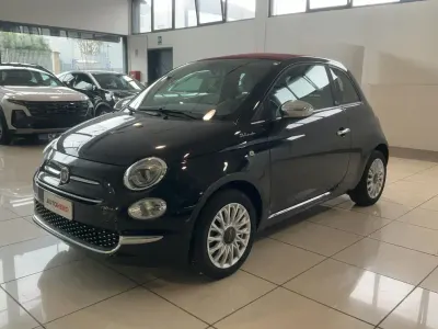 Begagnad Fiat 500C Dolcevita 70 HK (51 kW) 2021 Svart Cab