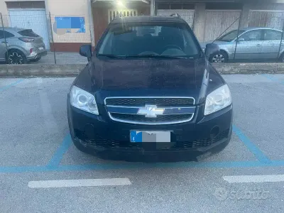 Usata Chevrolet Captiva 150 CV (110 kW) 2006 Blu SUV