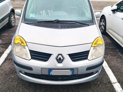 Usata Renault Modus 102 CV (75 kW) 2006 Grigio Monovolume